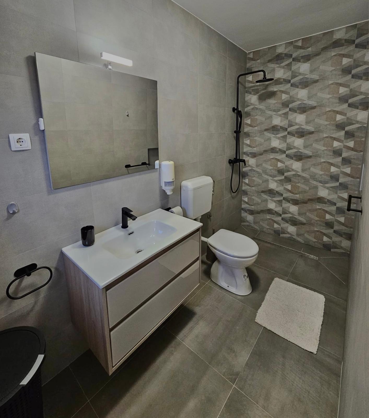 Modern bathroom